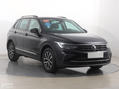 Volkswagen Tiguan , Salon Polska, 1. Właściciel, Serwis ASO, DSG, VAT 23%,