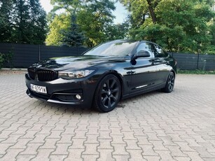 BMW Seria 3 318d Sport Line