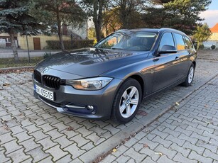 BMW Seria 3 318d Touring Sport Line