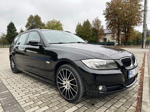 BMW Seria 3 318i