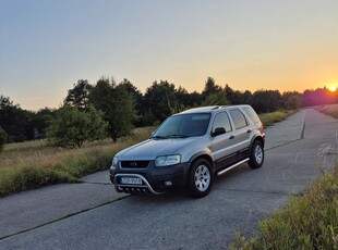 Ford Maverick 3.0 V6 Limited