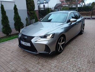 Lexus IS 300h F Sport