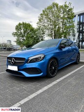 Mercedes A-klasa 2.0 benzyna 180 KM 2016r. (gdynia)