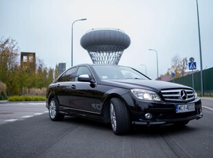 Mercedes-Benz Klasa C 300 T 7G-TRONIC Elegance