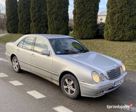 Mercedes E klasa 2.2 diesel 2001r