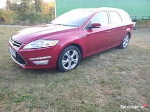 Mondeo Lift bezwypadkowy orginalny lakier