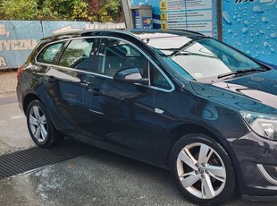 Opel Astra IV 1.4 T Cosmo