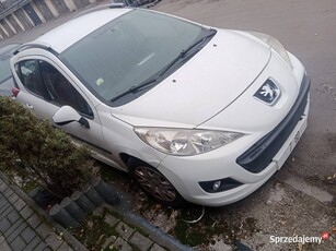 Peugeot 207 1.4 benzyna gaz ekonomiczny włoski 2010 r okazja