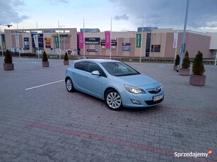 Sprzedam Opel Astra J 1.4T Cosmo salon Polska. Możliwa zamiana