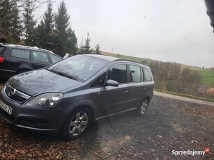 Sprzedam Opel Zafira b 2005 rok 7 osobowa