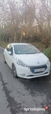 Syndyk sprzeda auto Peugeot 208