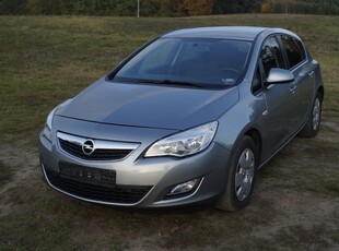 Używany Opel Astra 2011