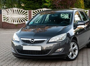 Używany Opel Astra 2011