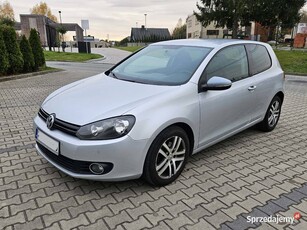 Volkswagen Golf VI 1.6 Tdi