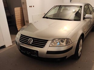 VW Passat B5 fl sedan 1.6 MPi 111tyś. Cały oryginał ,2002 rok ,z Niemiec