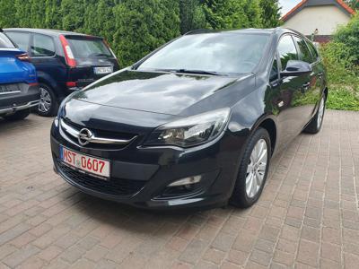 Używane Opel Astra - 32 950 PLN, 157 000 km, 2015