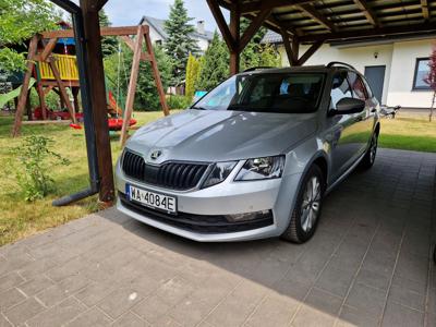 Używane Skoda Octavia - 76 000 PLN, 28 000 km, 2019