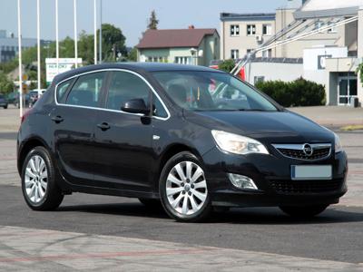 Używane Opel Astra - 23 600 PLN, 166 000 km, 2010