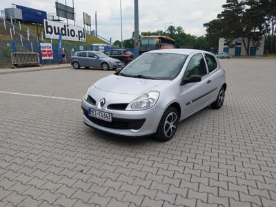 Używane Renault Clio - 4 500 PLN, 140 000 km, 2006