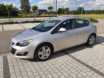 Używane Opel Astra - 34 900 PLN, 131 400 km, 2015