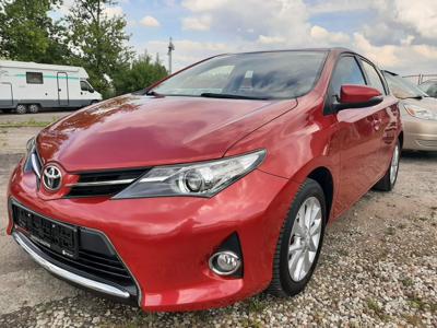 Używane Toyota Auris - 52 800 PLN, 80 863 km, 2015