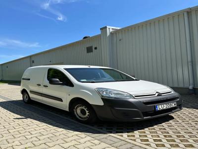 Używane Citroën Berlingo - 25 000 PLN, 242 363 km, 2015