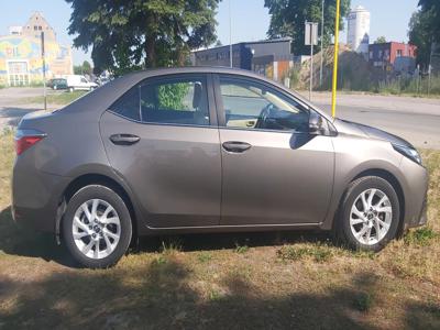 Używane Toyota Corolla - 67 000 PLN, 84 497 km, 2017