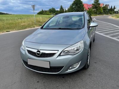 Używane Opel Astra - 22 900 PLN, 224 000 km, 2011