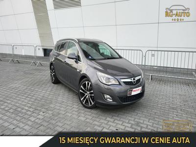 Używane Opel Astra - 28 900 PLN, 240 000 km, 2011