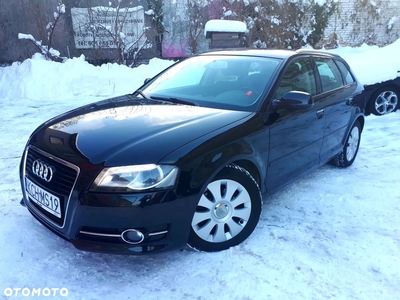 Audi A3 2.0 TDI Sportback DPF Attraction