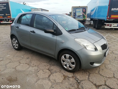 Toyota Yaris 1.3 VVT-i Cool