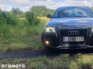 Audi A3 2.0 TDI DPF S tronic S line Sportpaket