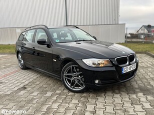 BMW Seria 3 318d DPF Touring