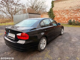 BMW Seria 3 318i