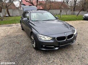 BMW Seria 3 320i