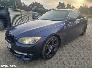 BMW Seria 3 320i