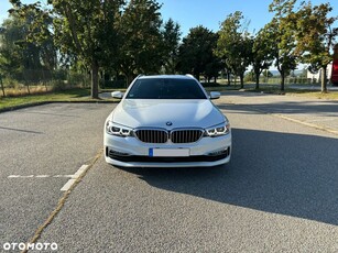 BMW Seria 5 520d Luxury Line