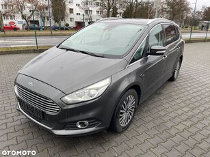 Ford S-Max 2.0 EcoBlue Twin-Turbo Titanium