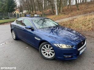 Jaguar XE 2.0 D Prestige