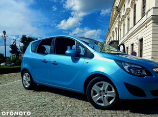 Opel Meriva 1.4 T Design Edition