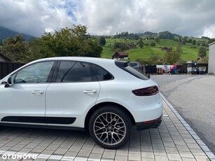 Porsche Macan Standard