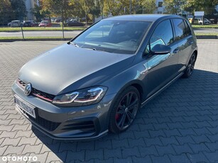 Volkswagen Golf GTI Performance BlueMotion Technology DSG