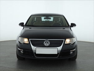 Volkswagen Passat 2006 2.0 FSI 208495km Sedan