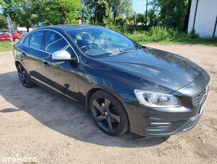 Volvo S60 D4 Drive-E R-Design Summum