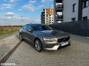 Volvo S60 T5 Momentum Pro