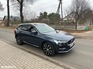 Volvo XC 60 T8 Twin Engine AWD Geartronic Momentum