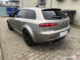 Alfa Romeo 159