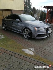 Audi a3 8v 2,0t quattro sedan sline