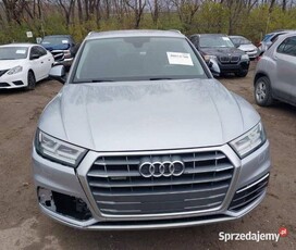 AUDI Q5 Premium Plus