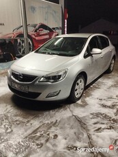 Opel Astra 1.6 benzyna 2012 rok.190 tys km .polski salon pierwszy wł .